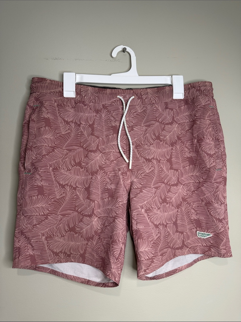 Wellen Men's Mauve Leaf Print Swim Trunks with Drawstring Medium